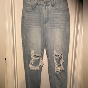 Light Wash Rip Jeans